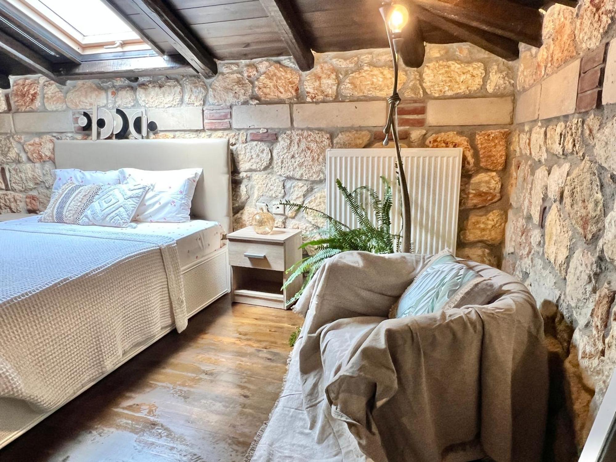Гостевой дом Boutique Stone House Псакудия Экстерьер фото